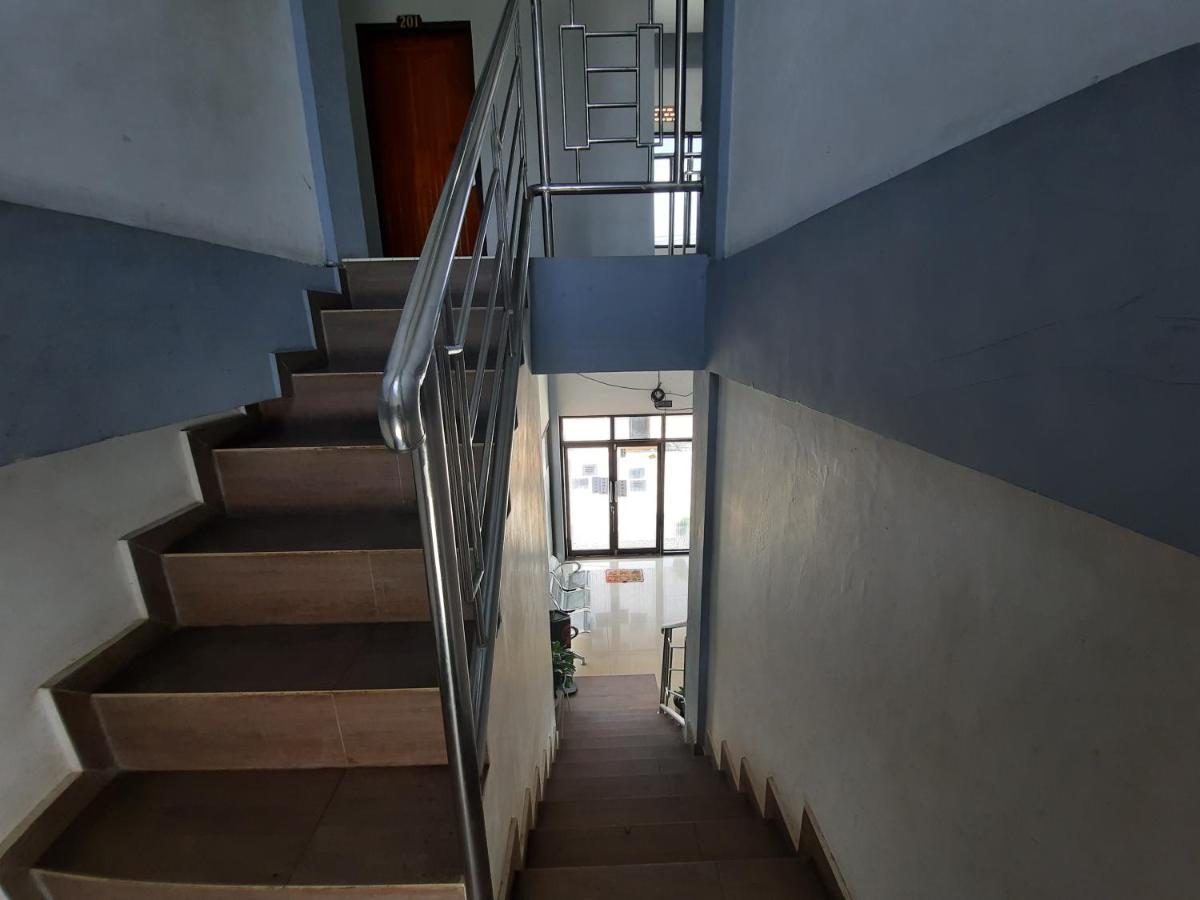OYO 3373 Favour Hotel Pagaralam Extérieur photo