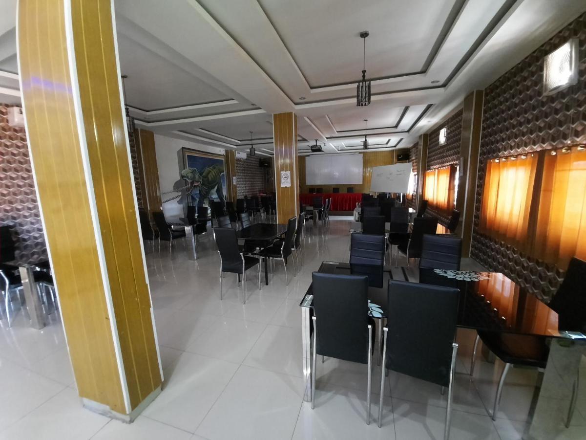 OYO 3373 Favour Hotel Pagaralam Extérieur photo